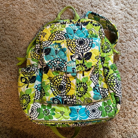 Vera Bradley small green backpack with floral print - Picture 1 of 4